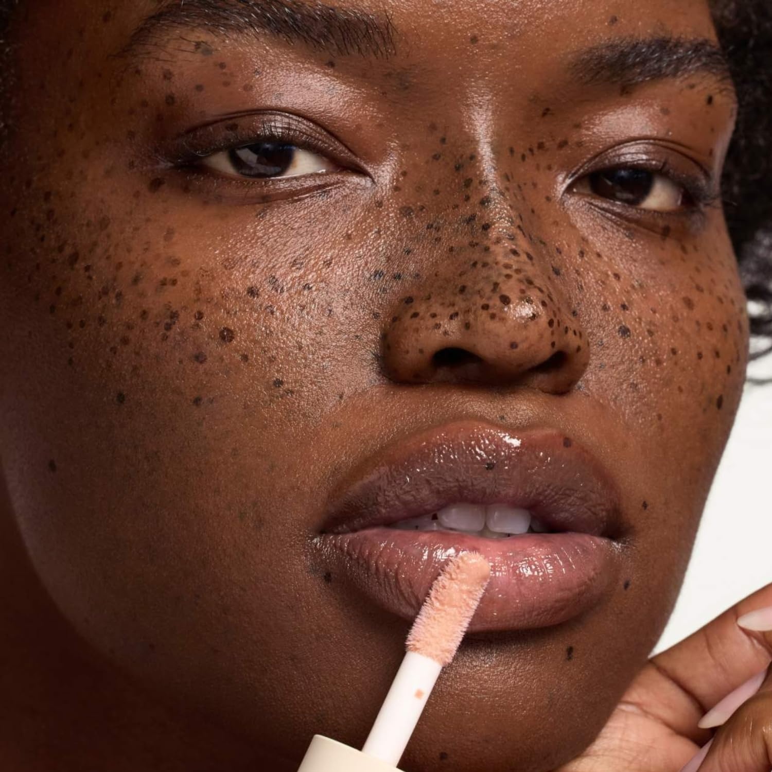 image:imageSummer Fridays Dream Lip Oil Tinted Lip Oil with Moisturizing Sheer Coverage HighShine and Deep Hydration NonSticky Formula for LongLasting Softness Bare Sand 015 OzBare Sand