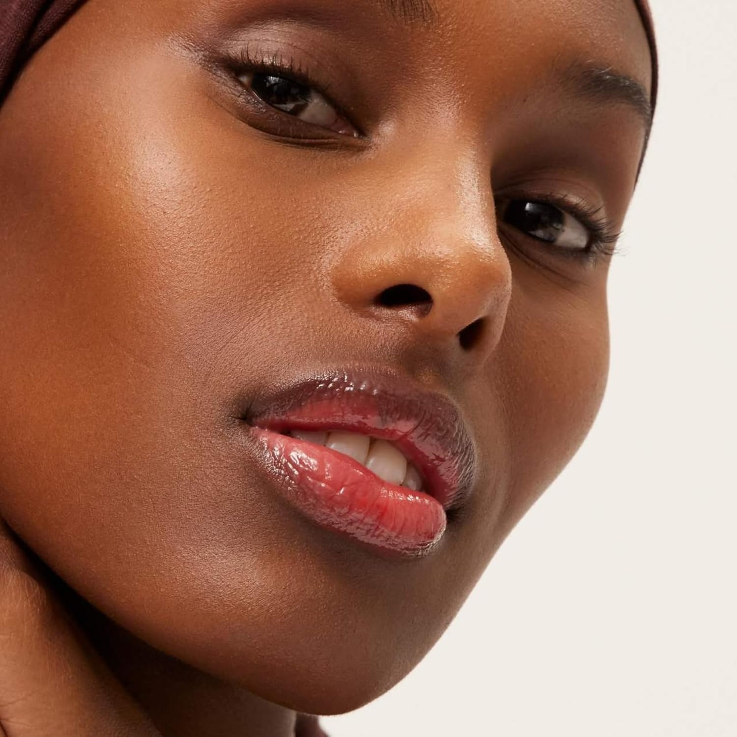 image:imageSummer Fridays Tinted Lip Butter Balm Conditioning Vegan Lip Balm for Instant Moisture Shine ampamp Hydration SheerTinted Soothing Skincare Hot Cocoa 5 OzPoppy